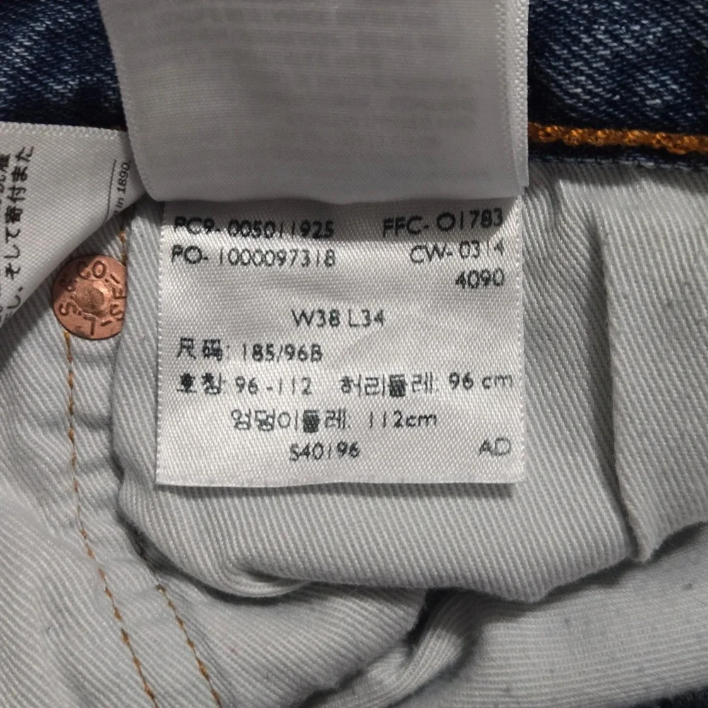 Levi's 501 Original Fit Jeans Mens 38x34 Blue Medium Button Fly Straight Whisker